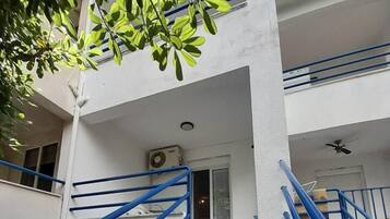 Villa | Property grounds