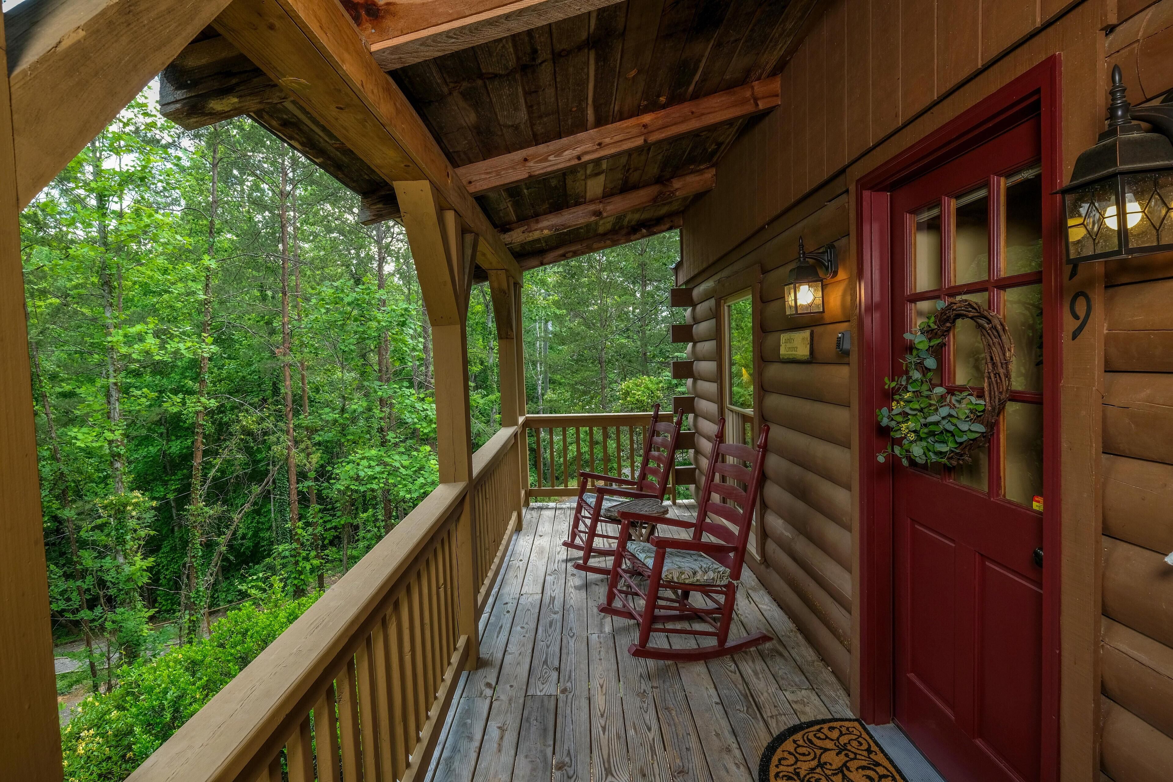 House, 1 Queen Bed with Sofa bed (Country Romance #1279) | Property grounds