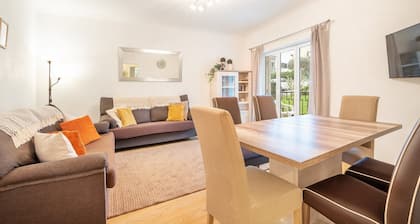 GuestReady - Spacious Apt near Cascais City Centre