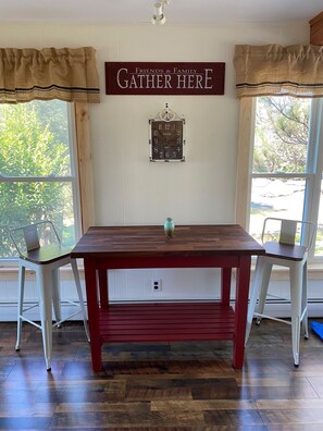 Dining - Newly renovated home with water views in the heart of Bailey Island (Harpswell)