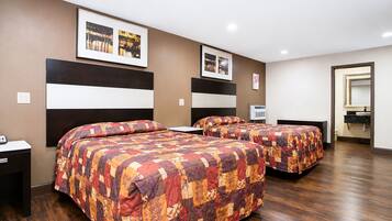 Room, 2 Queen Beds, Smoking
