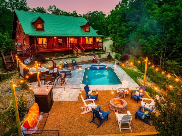 المنشأة من الخارج