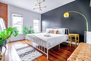 2 bedrooms, premium bedding, down duvets, memory-foam beds