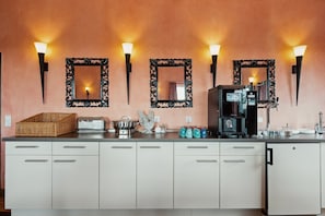 Classic Double or Twin Room | Shared kitchen - 7o'Clock Hotel Hannover Messe Laatzen (Laatzen)