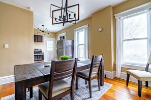 Jungle Book | Dining room - The Parkside by Jungle House – Short North Boutique Suites (Columbus)