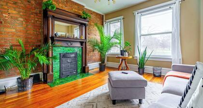 The Parkside by Jungle House – Short North Boutique Suites
