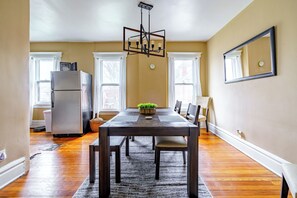 Jungle Book | Dining room - The Parkside by Jungle House – Short North Boutique Suites (Columbus)