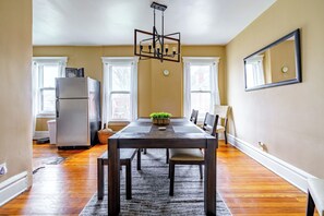 Jungle Book | In-room dining - The Parkside by Jungle House – Short North Boutique Suites (Columbus)