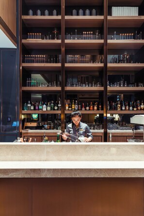 Bar (en el alojamiento)