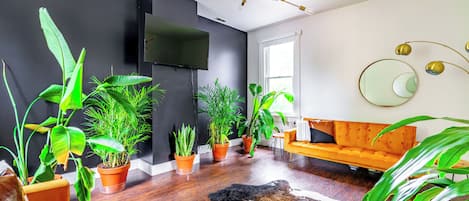 55-inch Smart TV with digital channels, Netflix, Hulu