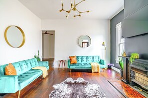 55-Zoll-Smart-TV mit Digitalempfang, Netflix, Hulu