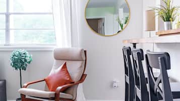 55-inch Smart TV with digital channels, Netflix, Hulu