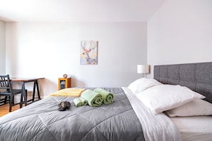 Casa Deluxe, 1 cama Queen size, para no fumadores, vista al parque | 1 habitación, sábanas de algodón egipcio y ropa de cama de alta calidad