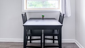 Casa Tres | Business center - Jungle House Modern Lofts – Arena District & Short North (Columbus)