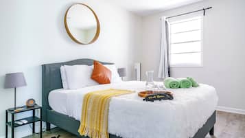 Casa Tres | Egyptian cotton sheets, premium bedding, memory-foam beds, free minibar