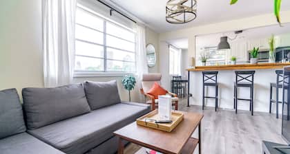 Jungle House Modern Lofts – Arena District & Short North
