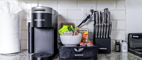 Frigorífic gran, microones, forn i placa de cuina