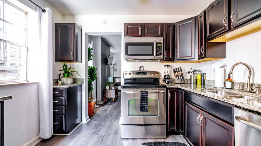 Jungle House Modern Lofts – Arena District & Short North