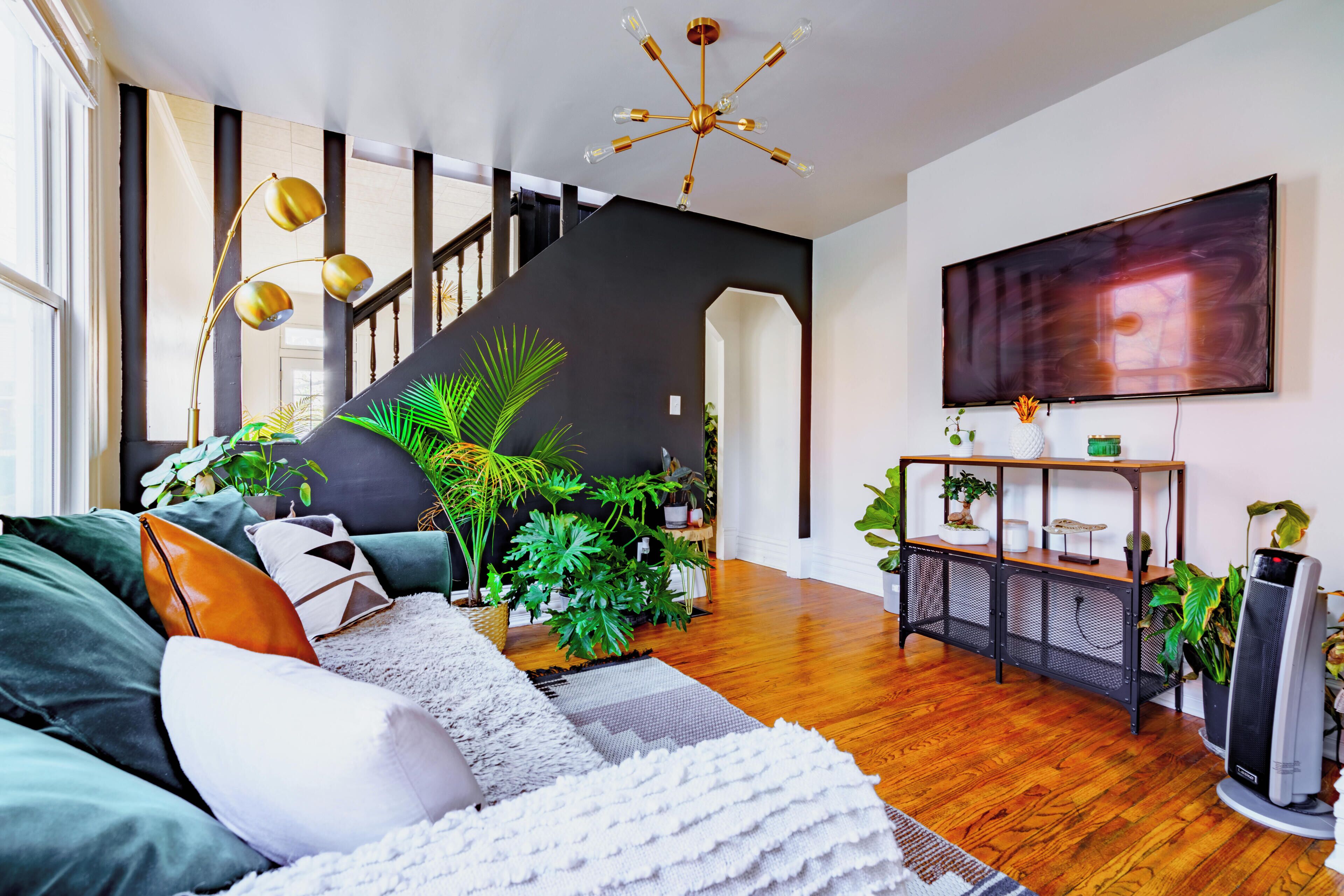 Casa exclusiva | Área de estar | Smart TV 55 polegadas com canais digitais, TV, Netflix