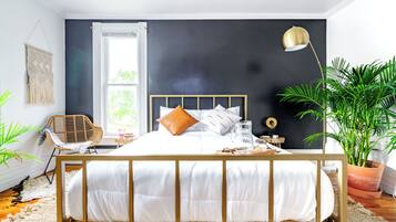 Egyptian cotton sheets, premium bedding, memory-foam beds, free minibar