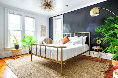 Jungle Fever | Egyptian cotton sheets, premium bedding, memory-foam beds, free minibar