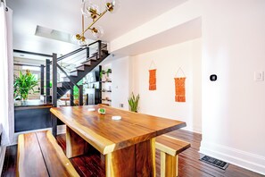 Dining room - Jungle House Urban Lofts - Short North & Convention Center (Columbus)
