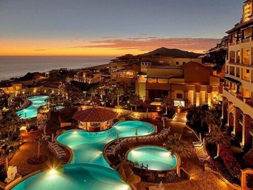 Executive Suite (Sleeps 6) @ Pueblo Bonito Sunset