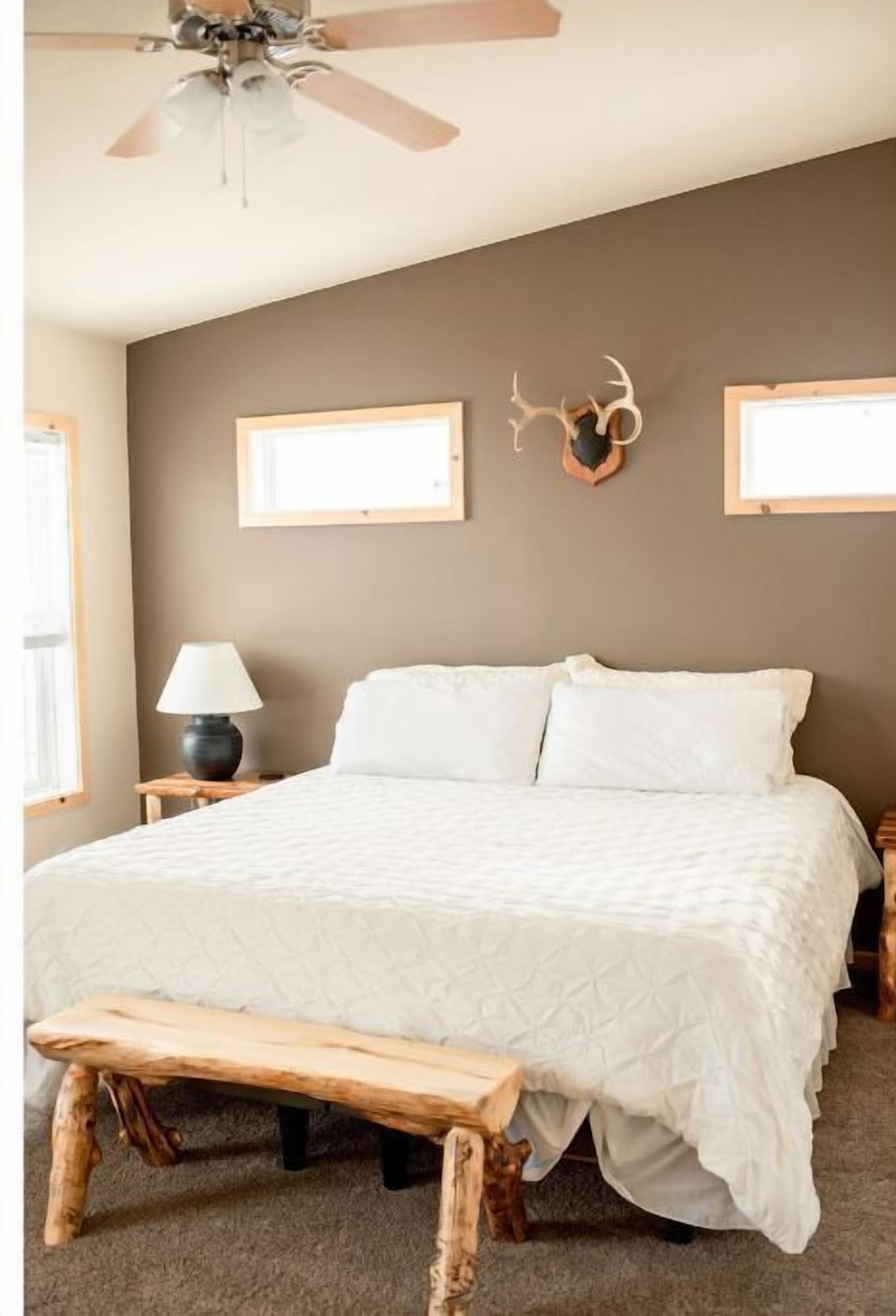 3 bedrooms, free WiFi, bed sheets