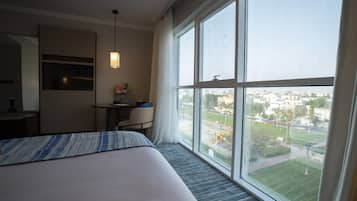 Deluxe Studio | 1 bedroom, Frette Italian sheets, premium bedding, memory-foam beds