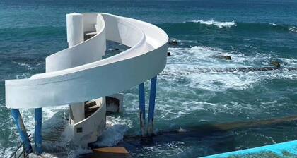 Cozy loft at historic district |near the beach.