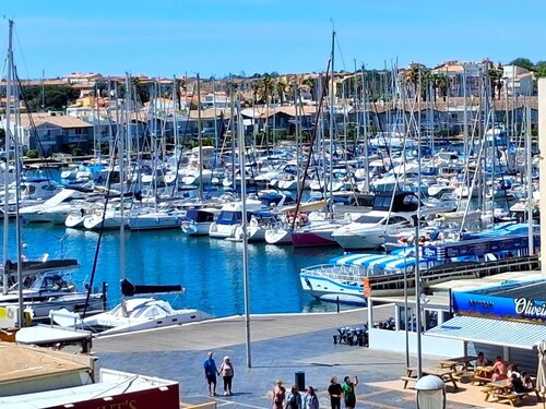 AGREABLE STUDIO AU CENTRE PORT