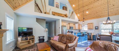 TV, fireplace, DVD player