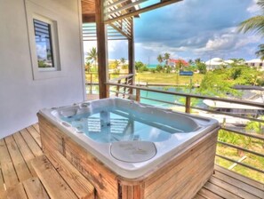Terrace/patio - Sea Smoke House (Treasure Cay)