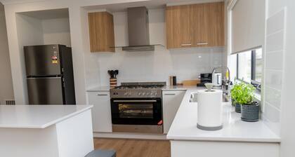 Welcome to Little East Hampton! Everything Thought of for an Unforgettable Stay