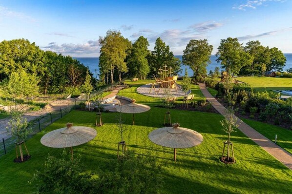 Unclassified image, 1 of 18, button - Haffhaus 1 - Haffhaus (Garz)