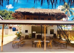 Economy Shared Dormitory, Multiple Beds, Ensuite, Ground Floor | Living area