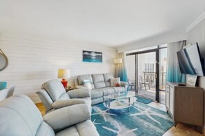 TV - Ocean view retreat with shared pool access, scenic balcony, W/D, and central AC (Myrtle Beach)
