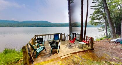 Large dog-friendly home on Manning Lake with deck, lake views, dock, 4 kayaks