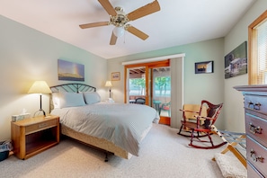 4 quartos, ferros/tábuas de passar roupa, acesso à internet