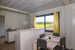 Familienvilla, 2 Schlafzimmer | Wohnbereich