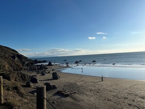 Beach nearby, beach towels