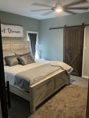4 bedrooms, in-room safe, iron/ironing board, travel cot