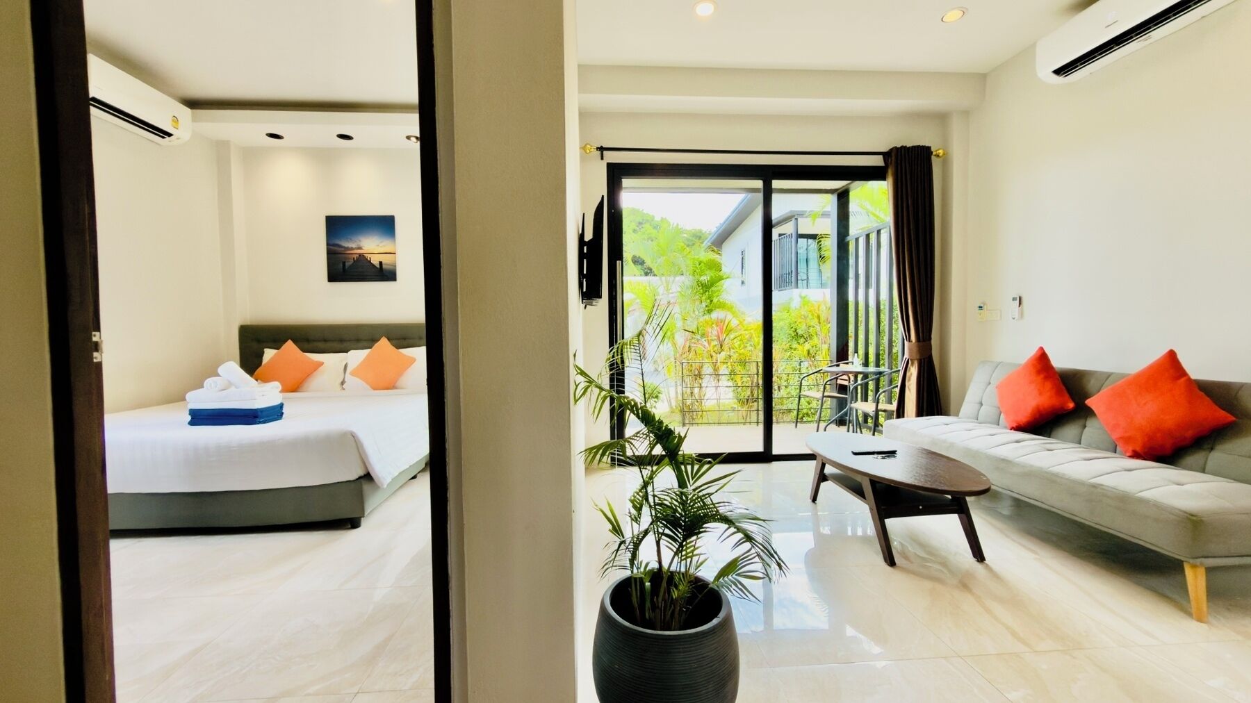 Villa Garden View | In-room safe, desk, laptop workspace, free WiFi