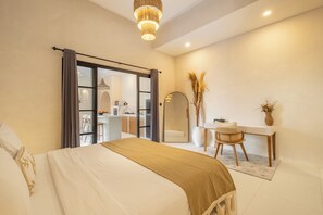2 bedrooms, desk, iron/ironing board - Villa Affinity Canggu by OriVista Great Location (Canggu)