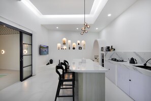 Dining - Villa Affinity Canggu by OriVista Great Location (Canggu)