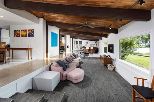 RARE Mid-Mod Home. Spacious inside-and-out.