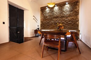 Dining - Histórica Casona Oaxaqueña tranquila y con excelente ubicación. Lobby y Balcón (Oaxaca de Juárez)