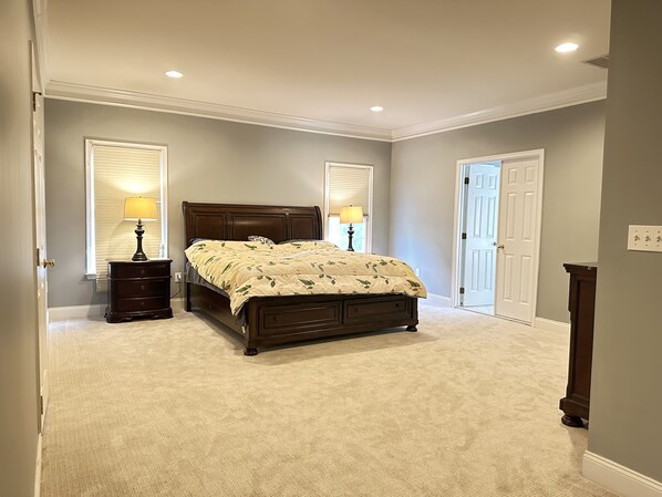 5 habitaciones, wifi y ropa de cama