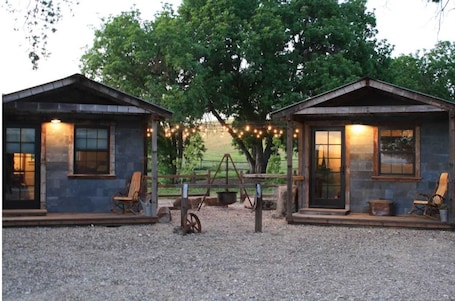 Terrace/patio. Glamping Paso Robles! Ultimate countryside farm stay!