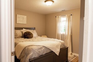 3 Schlafzimmer, Bügeleisen/Bügelbrett, kostenloses WLAN, Bettwäsche